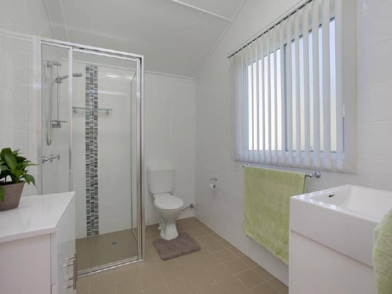 Summerland Point NSW 2259