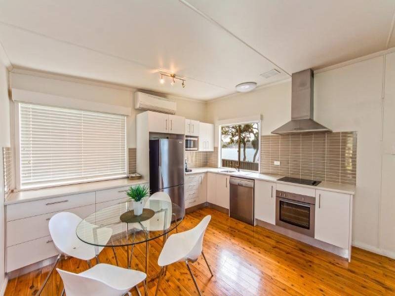 No 28 Noamunga Crescent, Gwandalan NSW 2259
