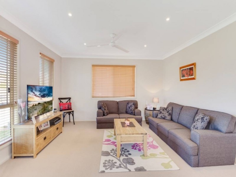 5 Rakumba Rd, Gwandalan NSW 2259