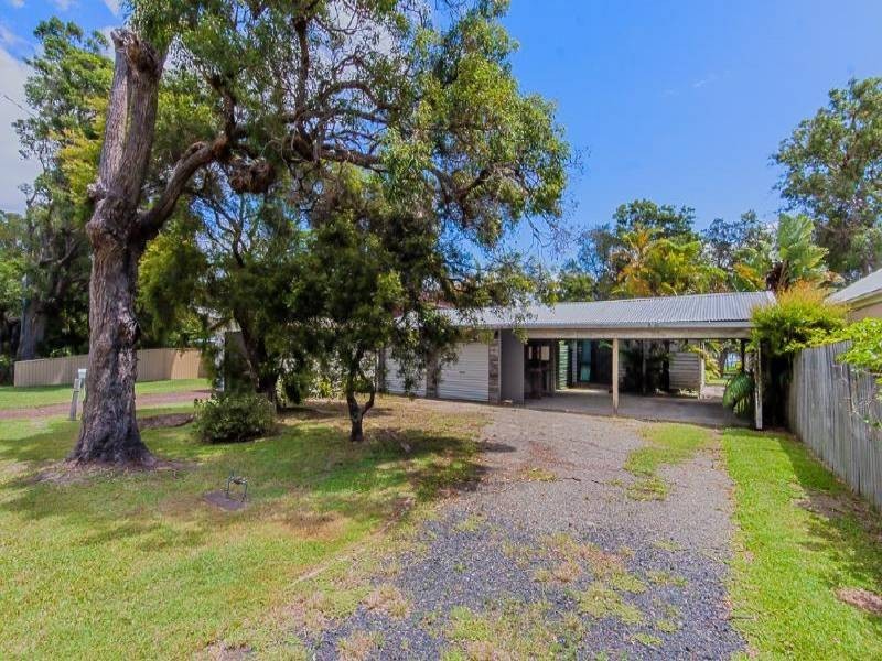 No 28 Ginganup Street, Summerland Point NSW 2259