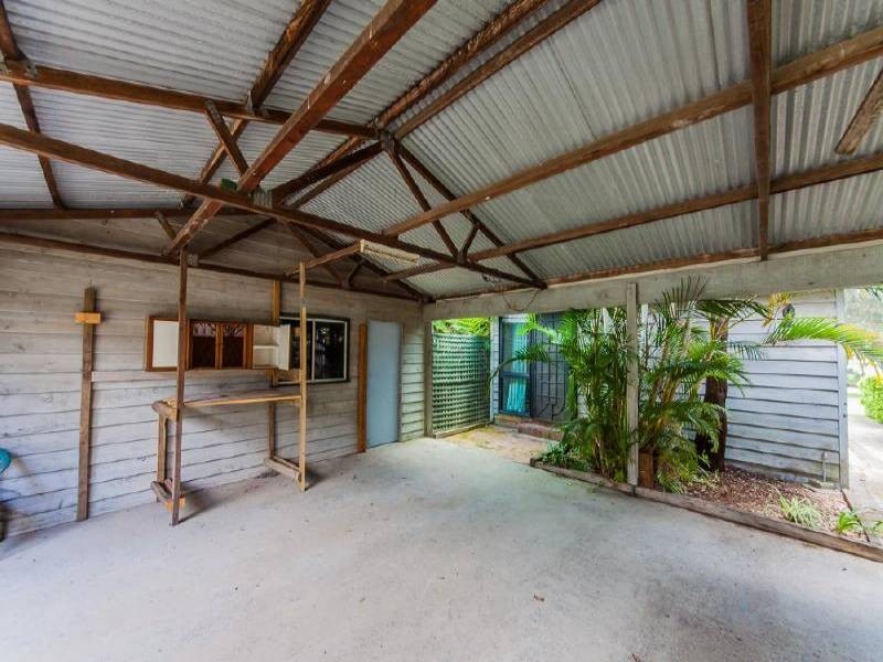 No 28 Ginganup Street, Summerland Point NSW 2259