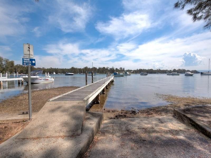 Summerland Point NSW 2259