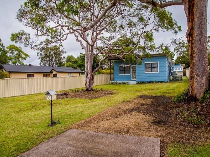 30 Collendina Rd, Gwandalan NSW 2259
