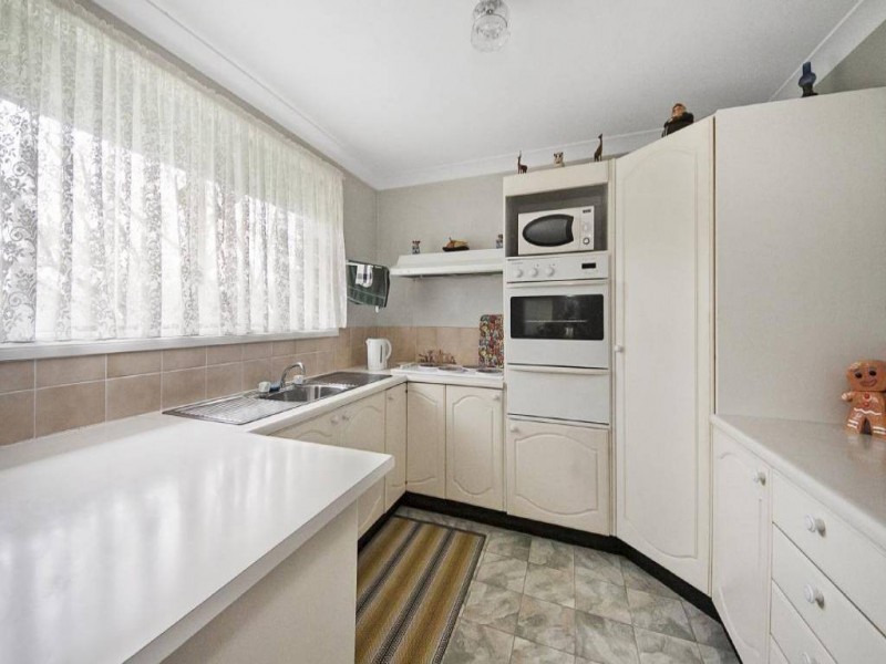 5 Ulooloo Rd, Gwandalan NSW 2259