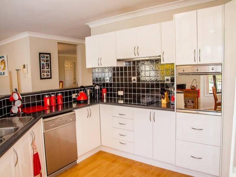 3 Windward Crescent, Gwandalan NSW 2259