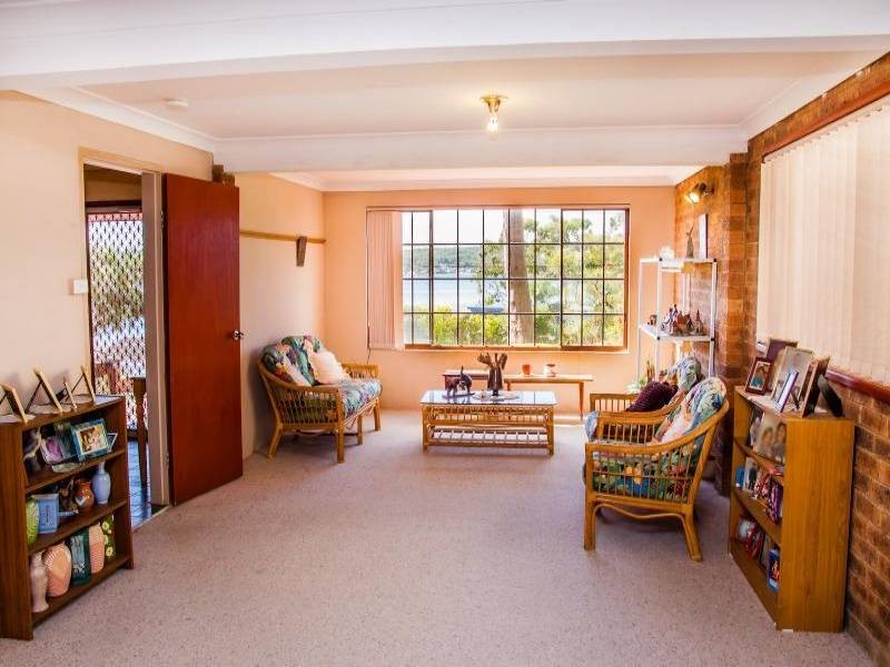 17 Noamunga Cr, Gwandalan NSW 2259