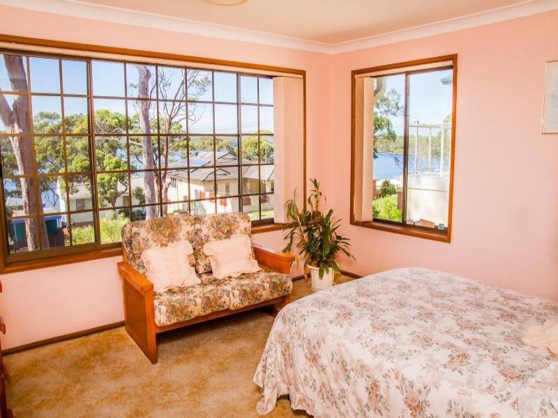 17 Noamunga Cr, Gwandalan NSW 2259