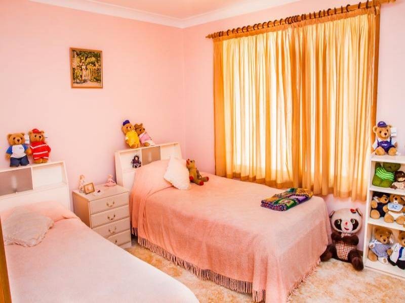 17 Noamunga Cr, Gwandalan NSW 2259