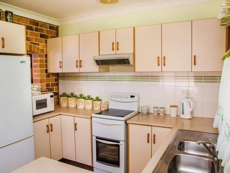 17 Noamunga Cr, Gwandalan NSW 2259