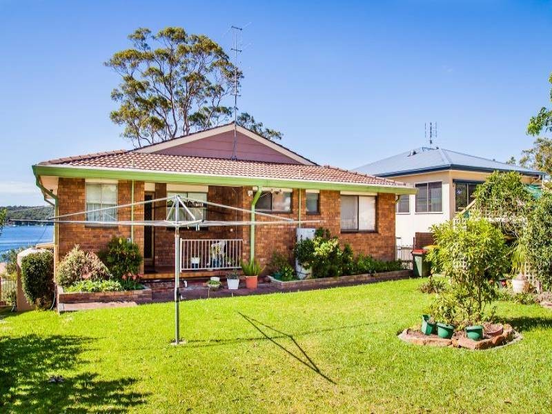 17 Noamunga Cr, Gwandalan NSW 2259