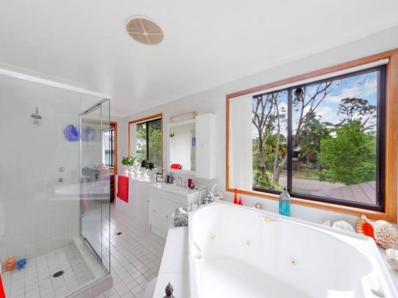 12 Gamban Rd, Gwandalan NSW 2259