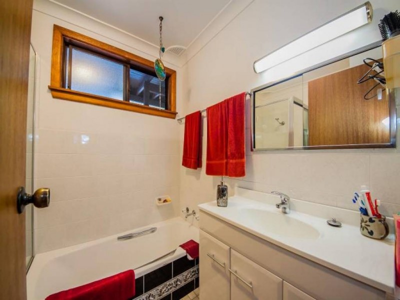 12 Gamban Rd, Gwandalan NSW 2259
