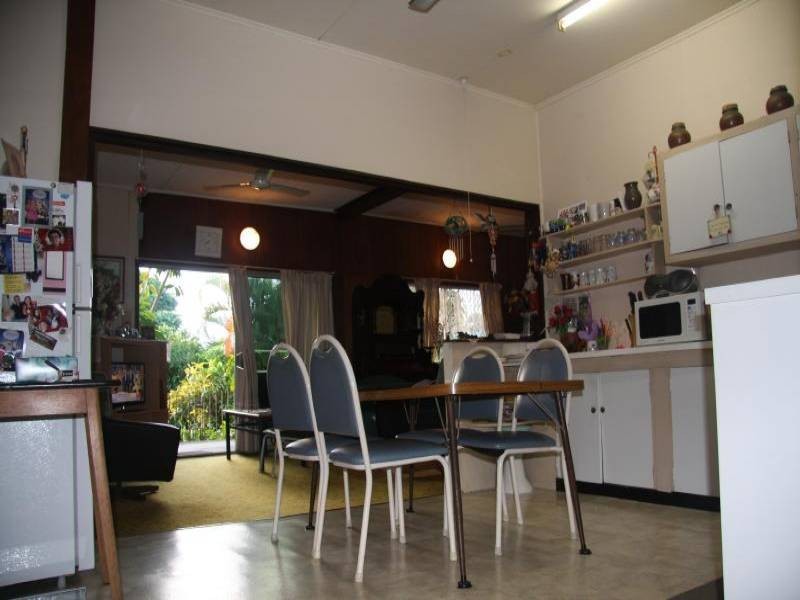 277 Pease Street, Edge Hill QLD 4870