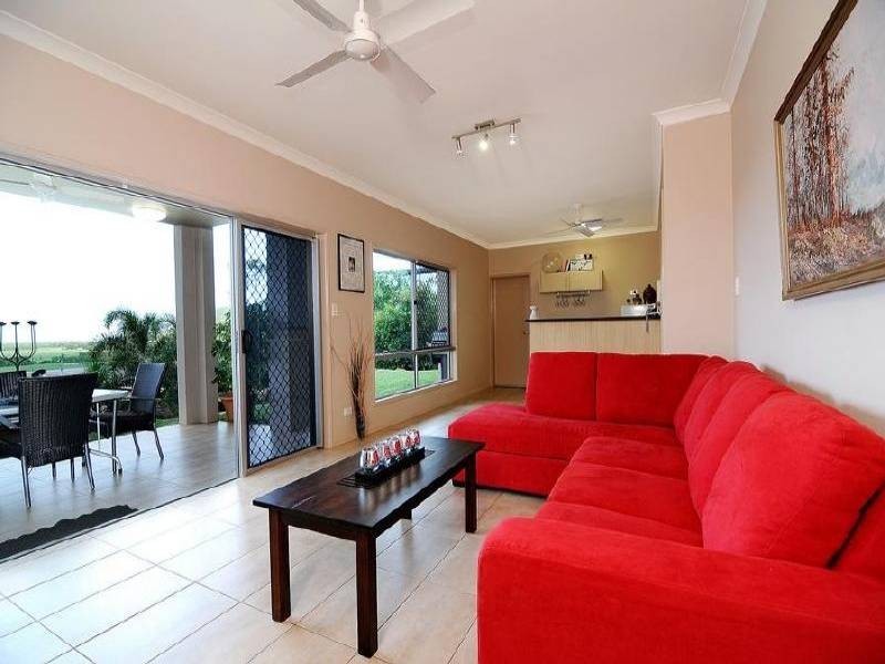 58 Daphne Drive, Redlynch QLD 4870