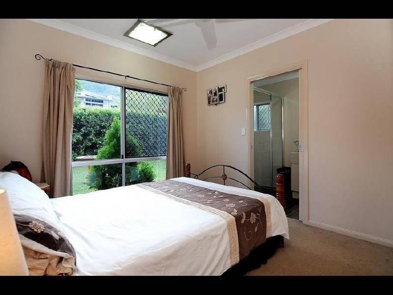 58 Daphne Drive, Redlynch QLD 4870