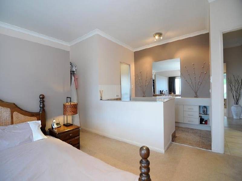 58 Daphne Drive, Redlynch QLD 4870