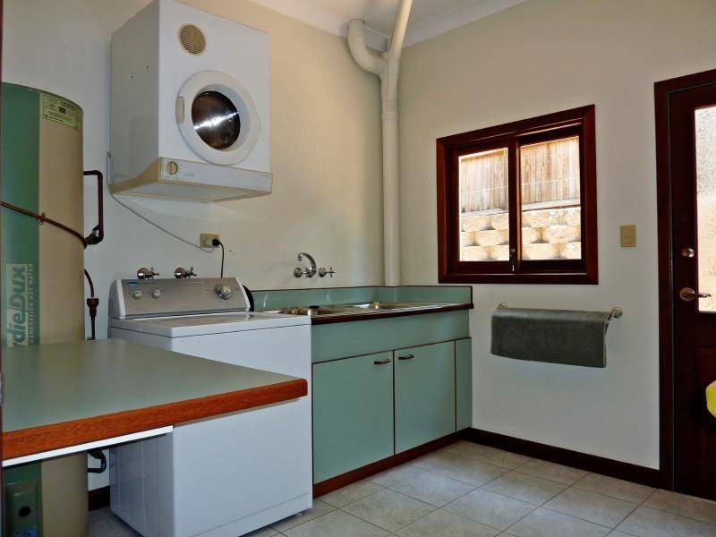 16 Butland Street, Brinsmead QLD 4870