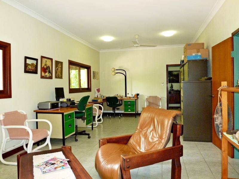 16 Butland Street, Brinsmead QLD 4870