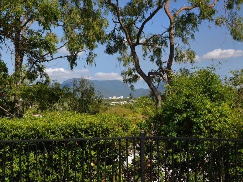 46 Flecker Street, Whitfield QLD 4870