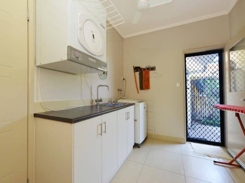 46 Flecker Street, Whitfield QLD 4870