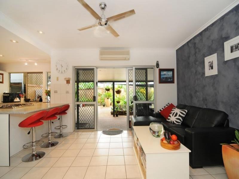 12 Rogers Close, Whitfield QLD 4870