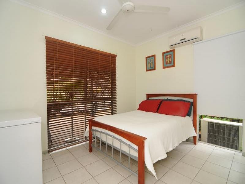 12 Rogers Close, Whitfield QLD 4870