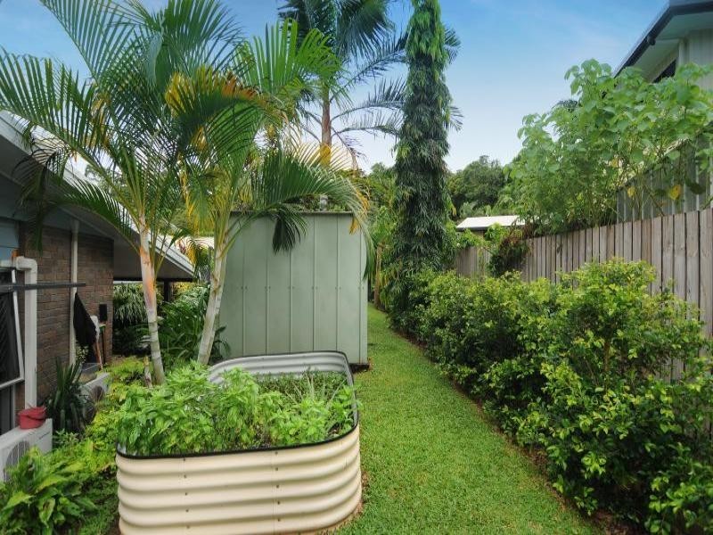 12 Rogers Close, Whitfield QLD 4870