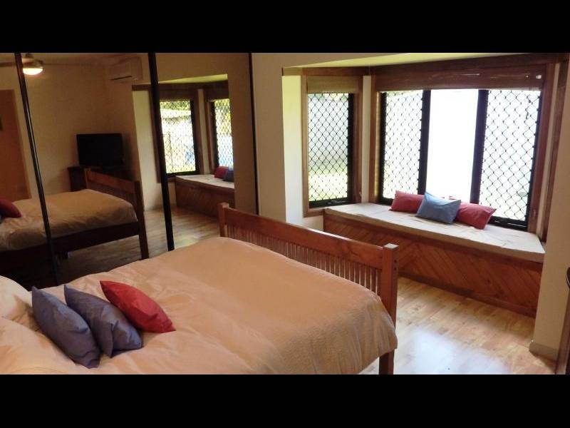 182 Jensen Street, Edge Hill QLD 4870