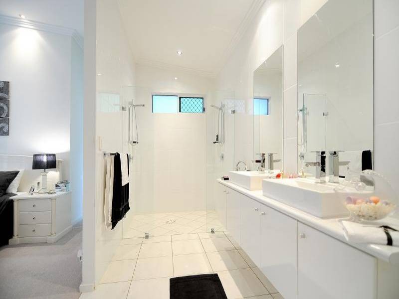 49 Flecker Street, Whitfield QLD 4870