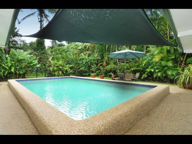 37 Bolton Street, Whitfield QLD 4870