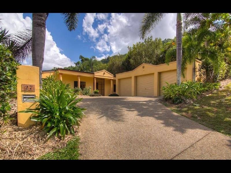 27 Gloucester Street, Whitfield QLD 4870