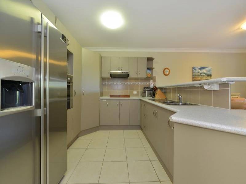 6 Derrick Street, Redlynch QLD 4870