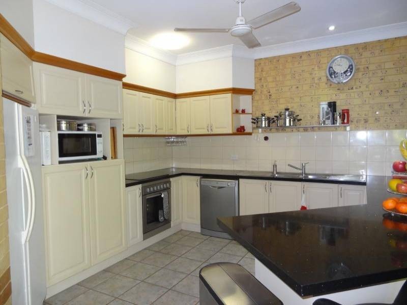 165 McFarlane Drive, Kanimbla QLD 4870