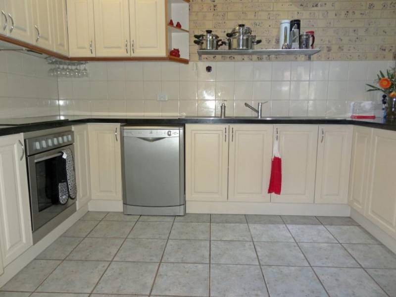 165 McFarlane Drive, Kanimbla QLD 4870