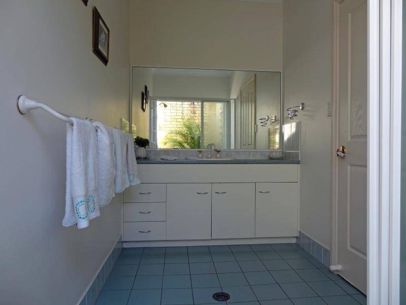 165 McFarlane Drive, Kanimbla QLD 4870