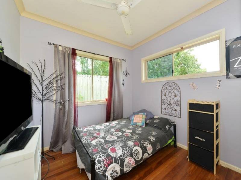 18 Greenford Close, Brinsmead QLD 4870