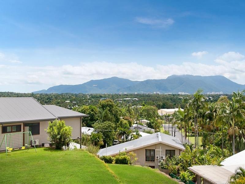 36 Flecker Street, Whitfield QLD 4870