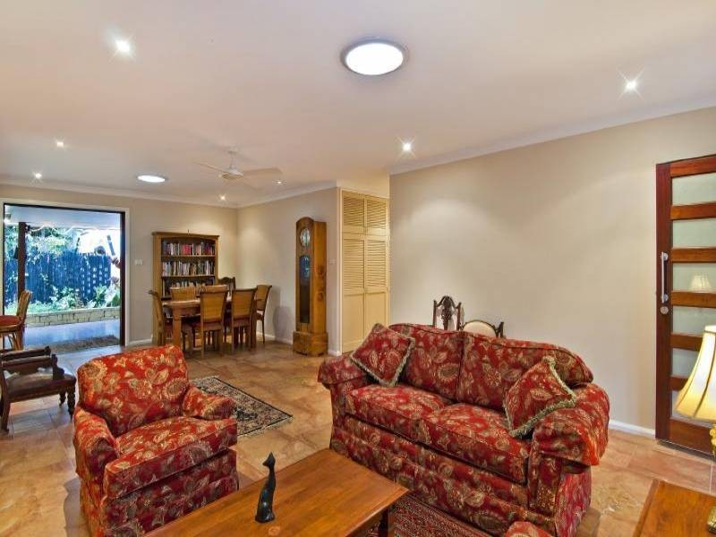1 Ponticello Street, Whitfield QLD 4870