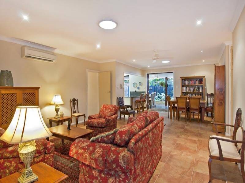 1 Ponticello Street, Whitfield QLD 4870