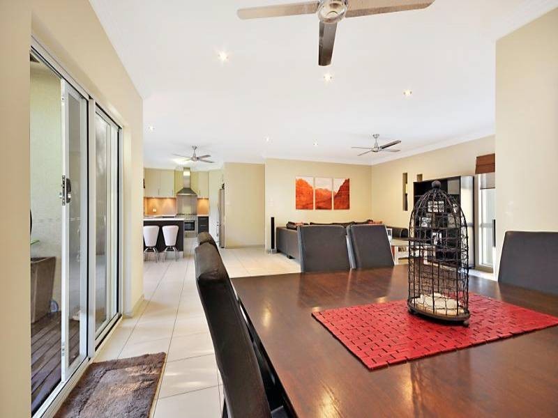 1 Fitzallen Close, Kanimbla QLD 4870