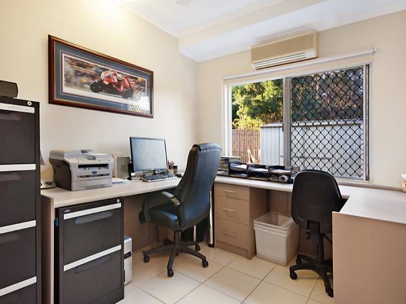 1 Fitzallen Close, Kanimbla QLD 4870