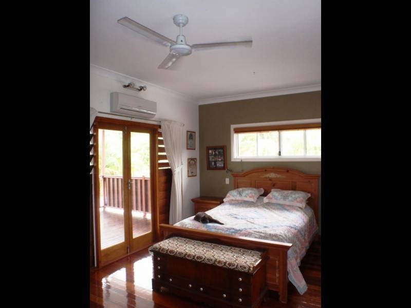 13 Passchendaele Street, Stratford QLD 4870