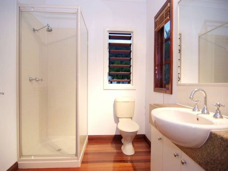 13 Passchendaele Street, Stratford QLD 4870