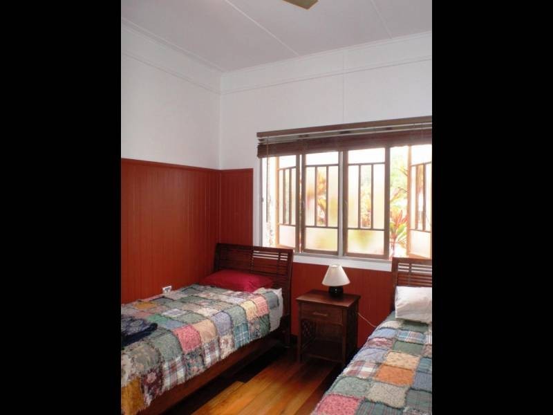 13 Passchendaele Street, Stratford QLD 4870