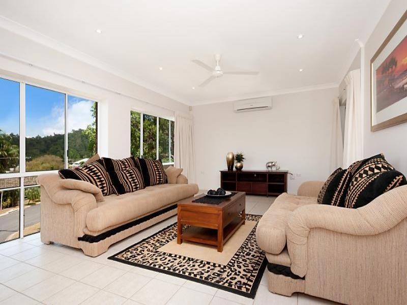 33 Trundle Terrace, Whitfield QLD 4870