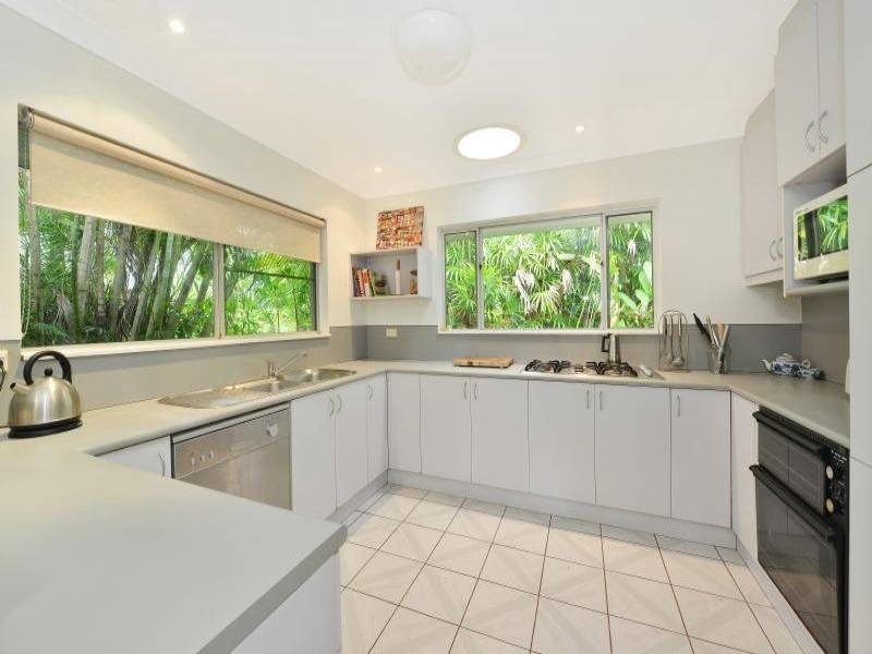 4 Bates Street, Earlville QLD 4870