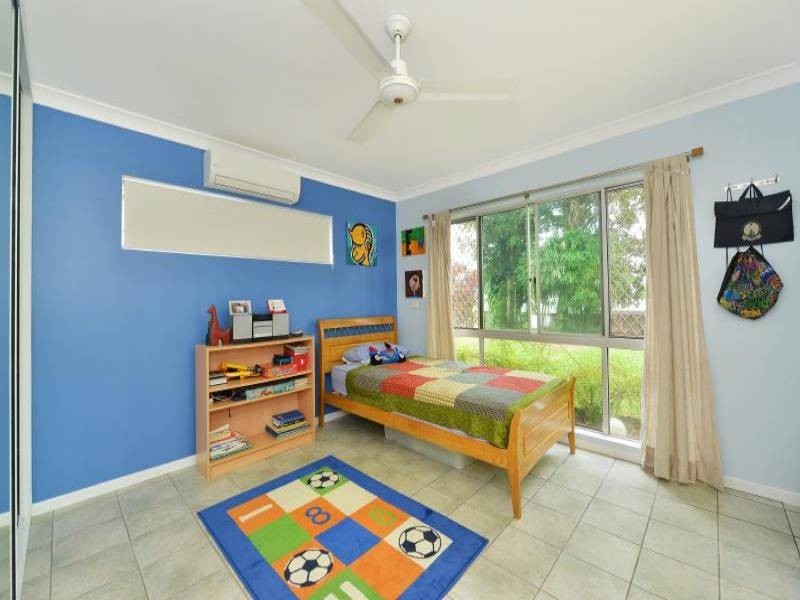 4 Bates Street, Earlville QLD 4870