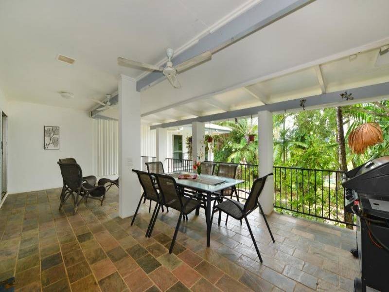 4 Bates Street, Earlville QLD 4870