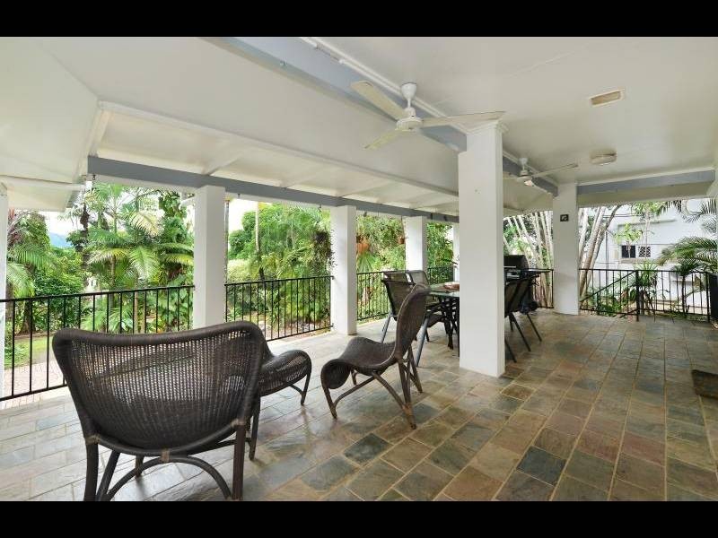 4 Bates Street, Earlville QLD 4870