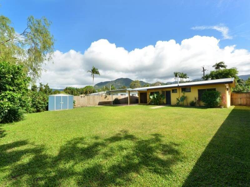 110 Jensen St, Edge Hill QLD 4870